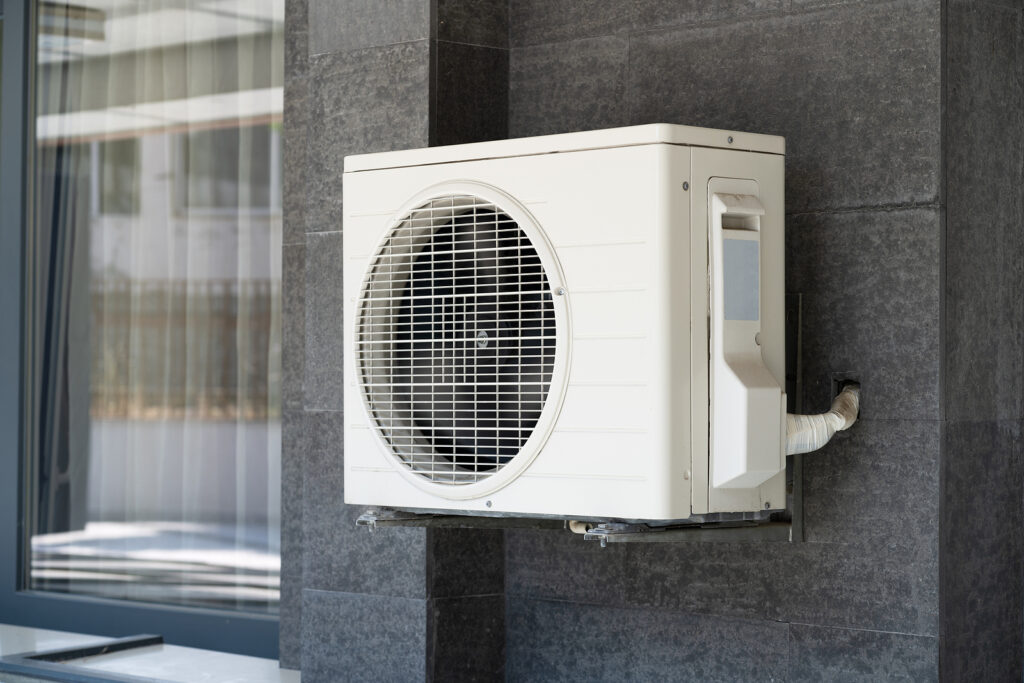 Ductless vs. Ducted Cooling Choosing the Best System for Your Lifestyle