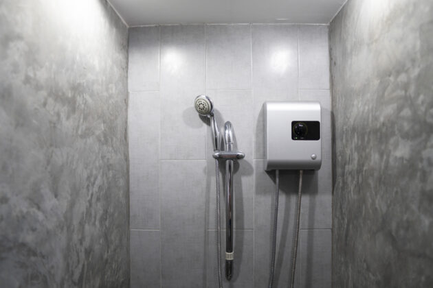 Why Tankless Units Struggle With Temperature Stability During Low-Flow Fixtures